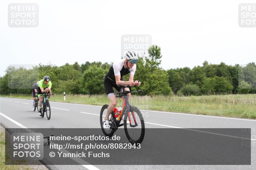22.06.2025 - Viking Triathlon Yannick Fuchs http://msf.ph/oto/8082943 22.06.2025 12:50:54 Radfahren 75, 264, 304, 317, 436, 507, 630 meine-sportfotos.de