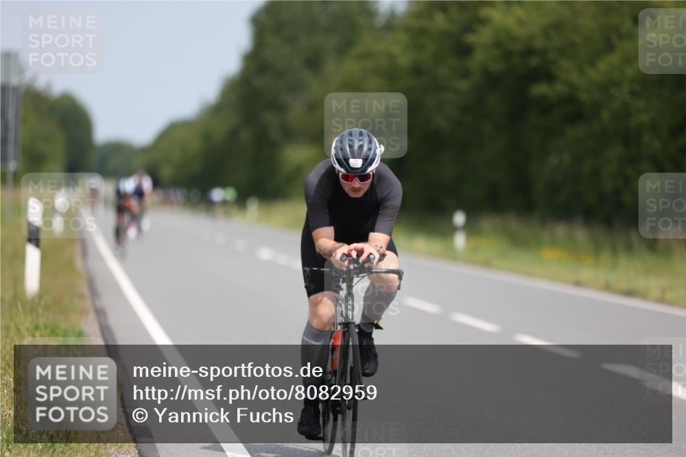 22.06.2025 - Viking Triathlon Yannick Fuchs http://msf.ph/oto/8082959 22.06.2025 12:26:06 Radfahren 15, 70, 103, 304, 305, 398, 544 meine-sportfotos.de
