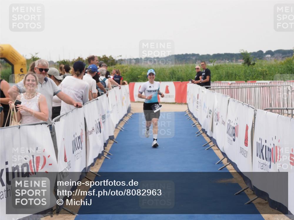 22.06.2025 - Viking Triathlon MichiJ http://msf.ph/oto/8082963 22.06.2025 16:02:04 Ziel 256 meine-sportfotos.de