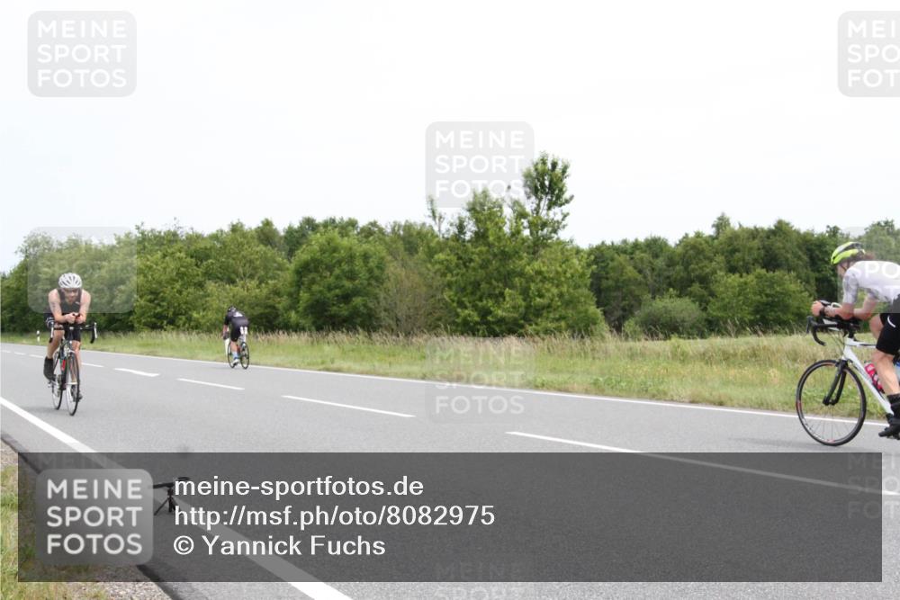22.06.2025 - Viking Triathlon Yannick Fuchs http://msf.ph/oto/8082975 22.06.2025 12:51:21 Radfahren 69, 158, 265, 273, 296, 554 meine-sportfotos.de