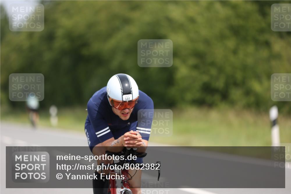 22.06.2025 - Viking Triathlon Yannick Fuchs http://msf.ph/oto/8082982 22.06.2025 12:26:13 Radfahren 55, 158, 265, 304, 544 meine-sportfotos.de