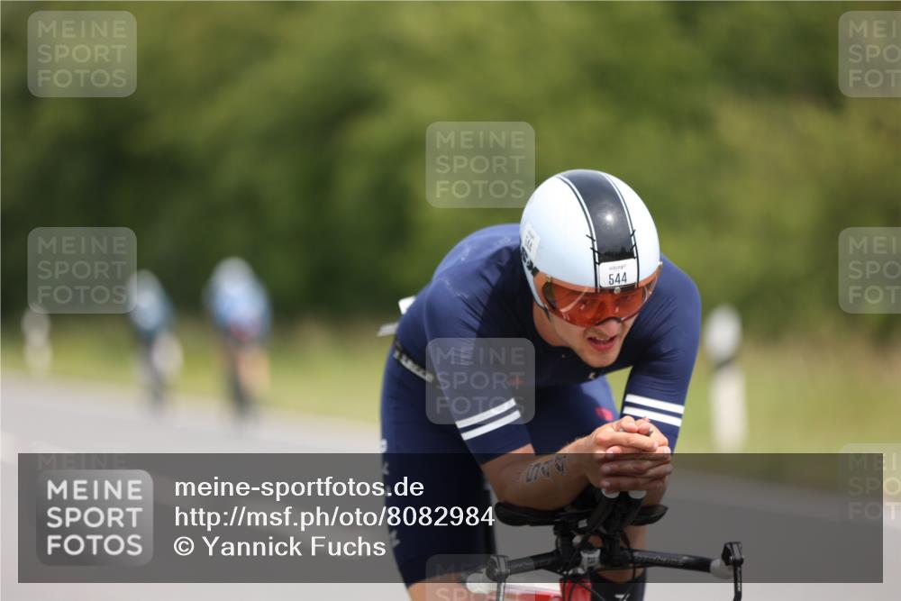 22.06.2025 - Viking Triathlon Yannick Fuchs http://msf.ph/oto/8082984 22.06.2025 12:26:13 Radfahren 55, 158, 265, 304, 544 meine-sportfotos.de