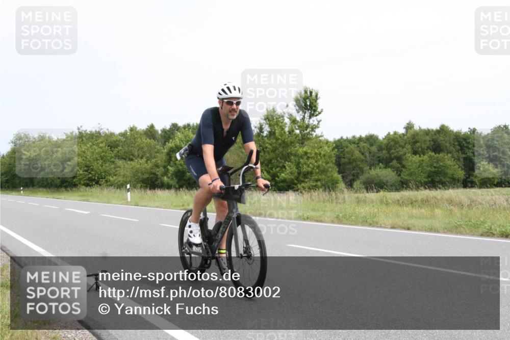 22.06.2025 - Viking Triathlon Yannick Fuchs http://msf.ph/oto/8083002 22.06.2025 12:51:59 Radfahren 456, 533, 615, 656 meine-sportfotos.de