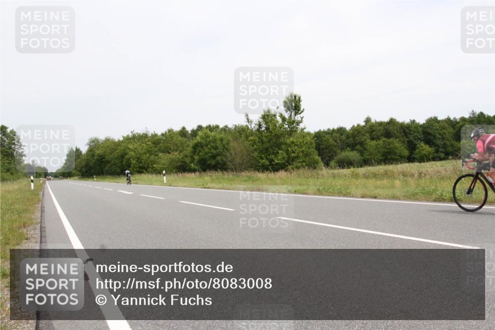 22.06.2025 - Viking Triathlon Yannick Fuchs http://msf.ph/oto/8083008 22.06.2025 12:52:06 Radfahren 615 meine-sportfotos.de