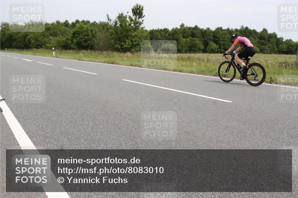 22.06.2025 - Viking Triathlon Yannick Fuchs http://msf.ph/oto/8083010 22.06.2025 12:52:15 Radfahren 405 meine-sportfotos.de