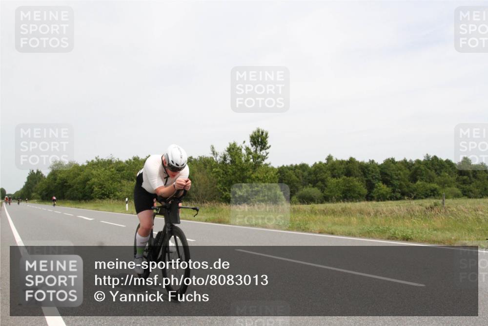 22.06.2025 - Viking Triathlon Yannick Fuchs http://msf.ph/oto/8083013 22.06.2025 12:52:22 Radfahren 21, 346 meine-sportfotos.de