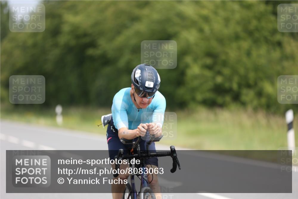 22.06.2025 - Viking Triathlon Yannick Fuchs http://msf.ph/oto/8083063 22.06.2025 12:26:51 Radfahren 9, 68, 161, 176, 368, 439, 485, 550, 556, 612, 652 meine-sportfotos.de