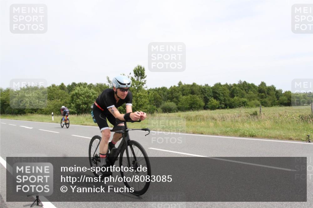 22.06.2025 - Viking Triathlon Yannick Fuchs http://msf.ph/oto/8083085 22.06.2025 12:53:30 Radfahren 157, 483 meine-sportfotos.de