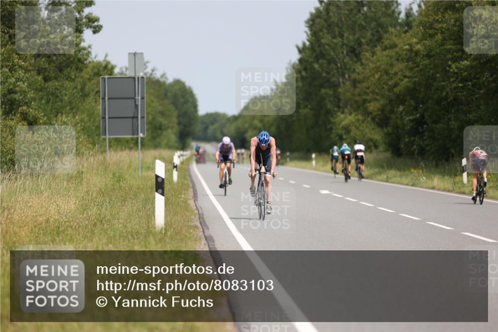 22.06.2025 - Viking Triathlon Yannick Fuchs http://msf.ph/oto/8083103 22.06.2025 12:27:31 Radfahren 21, 36, 179, 228, 346, 460 meine-sportfotos.de