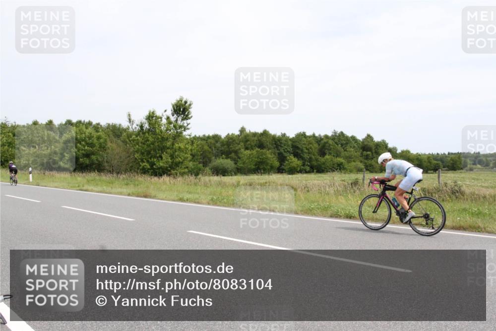 22.06.2025 - Viking Triathlon Yannick Fuchs http://msf.ph/oto/8083104 22.06.2025 12:53:56 Radfahren 18, 37, 57, 285, 364, 412, 514 meine-sportfotos.de