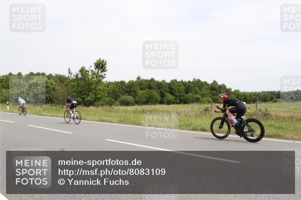 22.06.2025 - Viking Triathlon Yannick Fuchs http://msf.ph/oto/8083109 22.06.2025 12:53:58 Radfahren 18, 37, 195, 285, 364, 514 meine-sportfotos.de