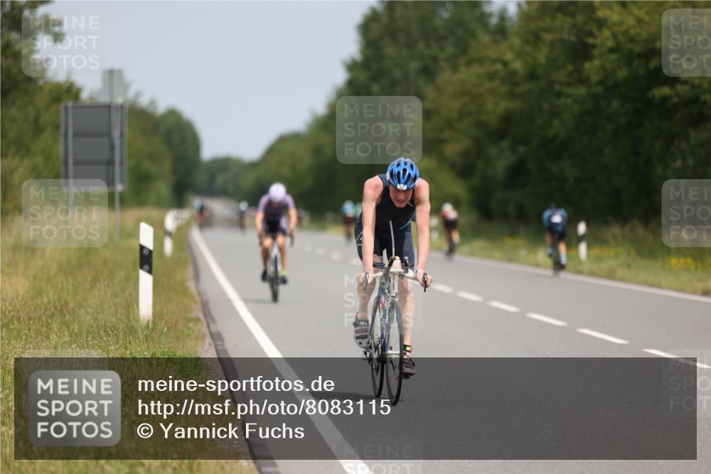 22.06.2025 - Viking Triathlon Yannick Fuchs http://msf.ph/oto/8083115 22.06.2025 12:27:34 Radfahren 21, 34, 179, 346, 460 meine-sportfotos.de