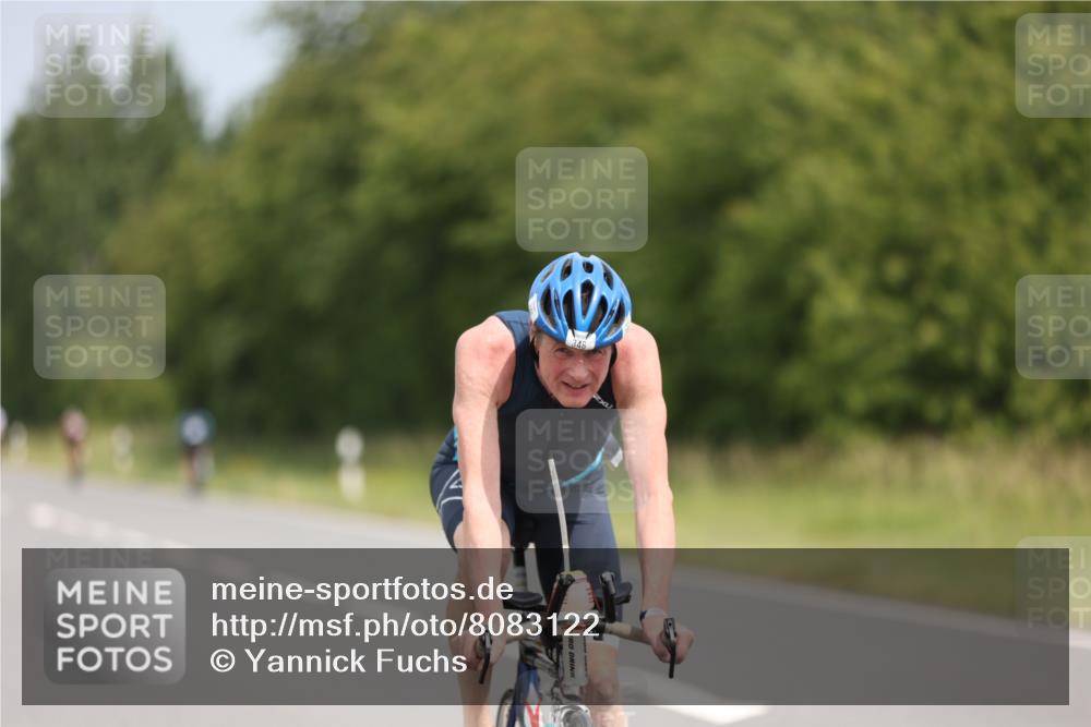 22.06.2025 - Viking Triathlon Yannick Fuchs http://msf.ph/oto/8083122 22.06.2025 12:27:36 Radfahren 21, 34, 179, 346, 460 meine-sportfotos.de