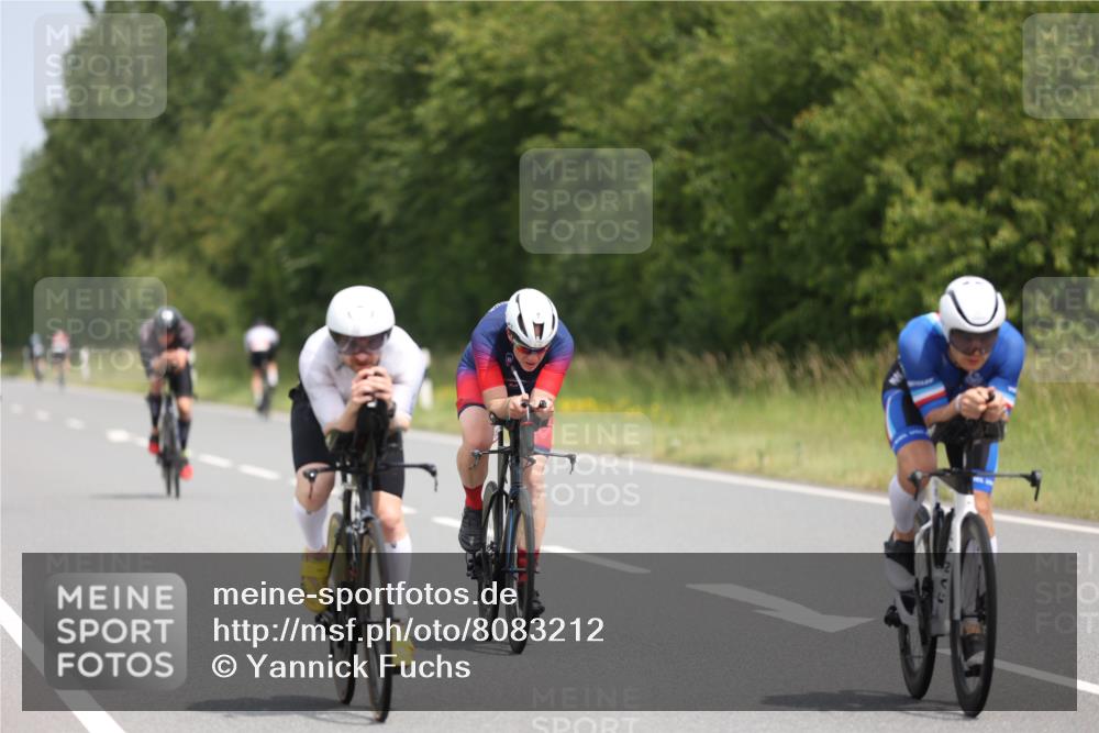 22.06.2025 - Viking Triathlon Yannick Fuchs http://msf.ph/oto/8083212 22.06.2025 12:28:27 Radfahren 117, 258, 289, 347, 367, 648 meine-sportfotos.de