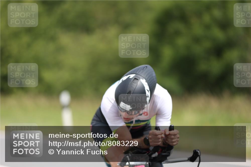 22.06.2025 - Viking Triathlon Yannick Fuchs http://msf.ph/oto/8083229 22.06.2025 12:28:31 Radfahren 117, 164, 171, 258, 289, 347, 367, 648 meine-sportfotos.de