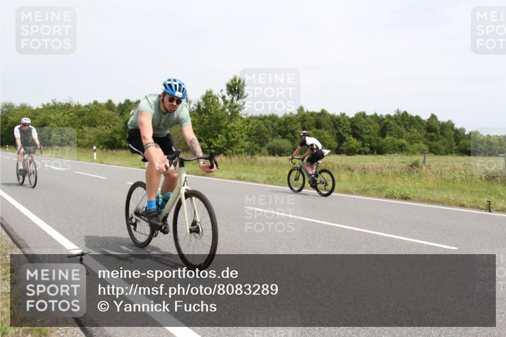 22.06.2025 - Viking Triathlon Yannick Fuchs http://msf.ph/oto/8083289 22.06.2025 12:56:50 Radfahren 246, 276, 305, 313, 366, 542 meine-sportfotos.de