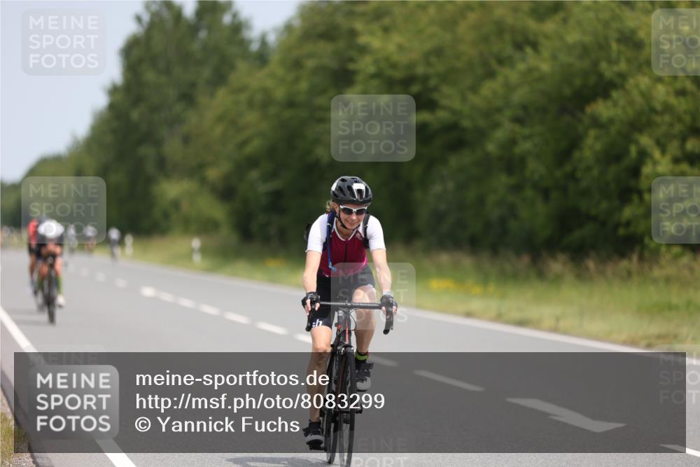 22.06.2025 - Viking Triathlon Yannick Fuchs http://msf.ph/oto/8083299 22.06.2025 12:29:11 Radfahren 11, 33, 59, 249, 298, 386, 437 meine-sportfotos.de