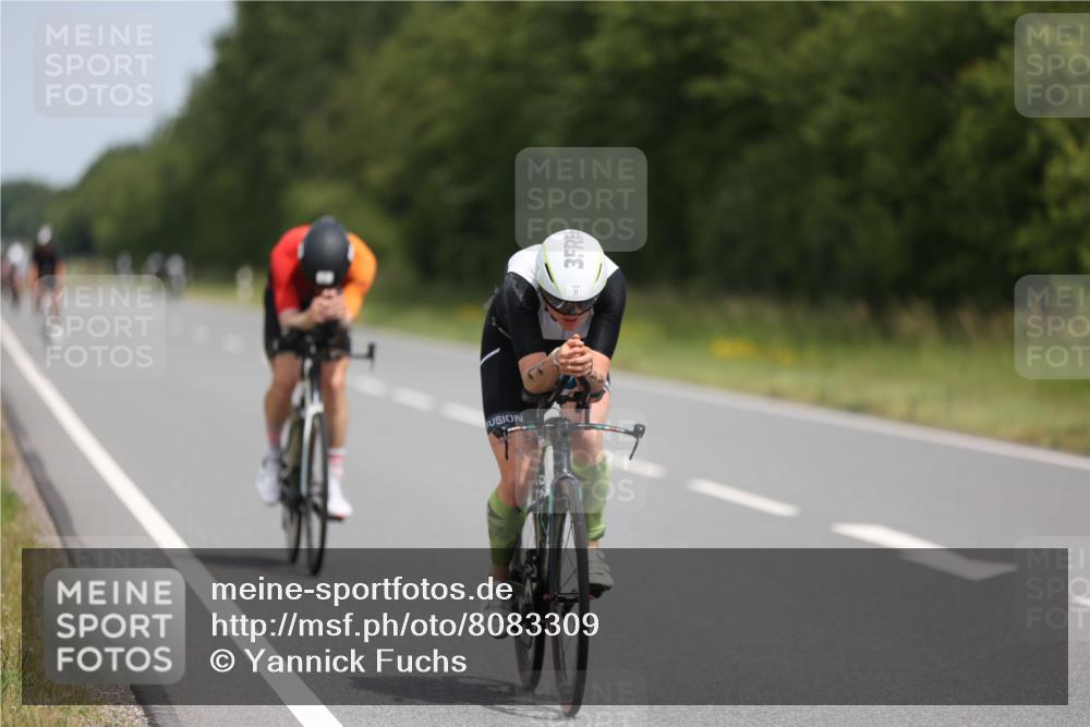 22.06.2025 - Viking Triathlon Yannick Fuchs http://msf.ph/oto/8083309 22.06.2025 12:29:14 Radfahren 11, 33, 59, 195, 249, 298, 386, 437 meine-sportfotos.de