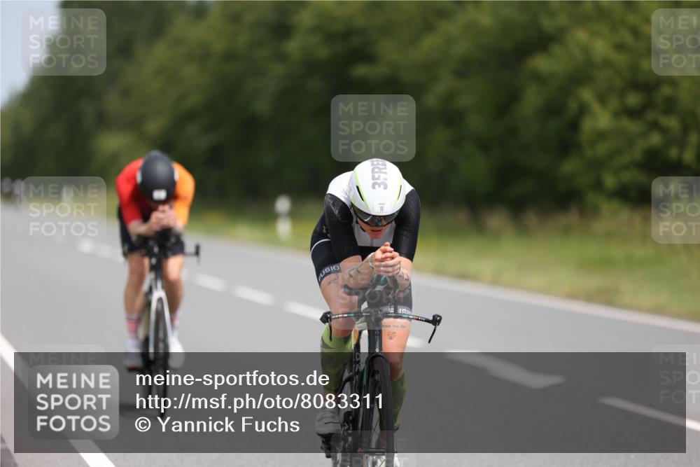22.06.2025 - Viking Triathlon Yannick Fuchs http://msf.ph/oto/8083311 22.06.2025 12:29:15 Radfahren 11, 33, 59, 195, 245, 249, 298, 386, 437 meine-sportfotos.de