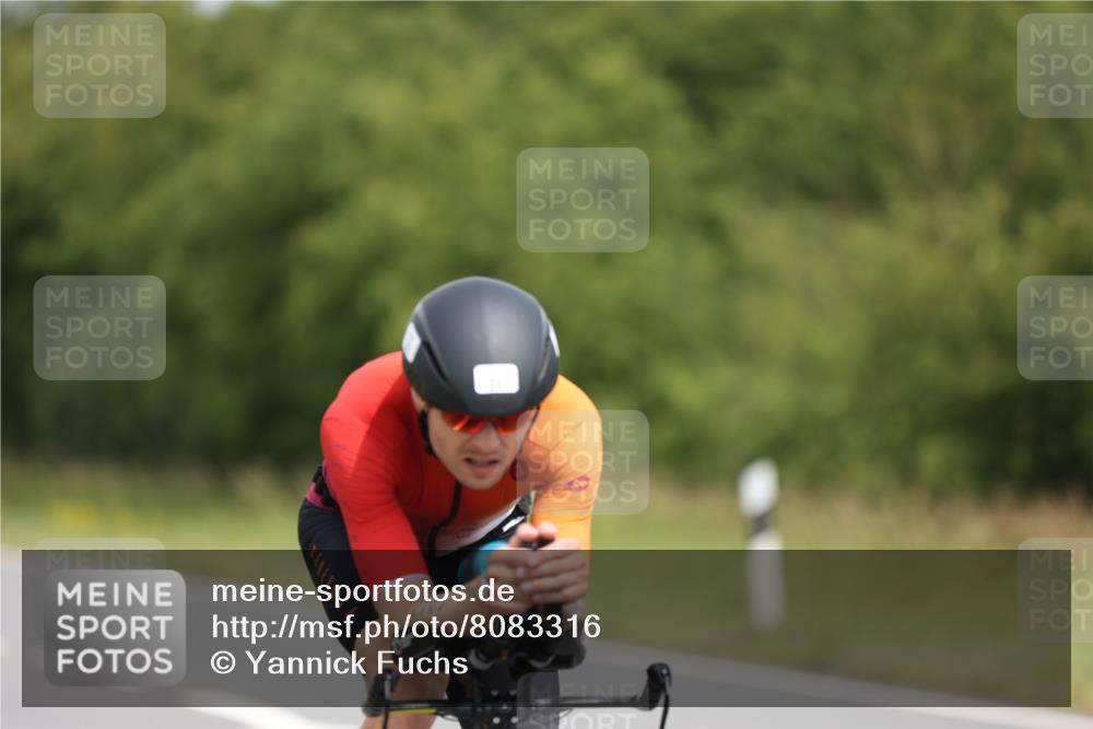 22.06.2025 - Viking Triathlon Yannick Fuchs http://msf.ph/oto/8083316 22.06.2025 12:29:16 Radfahren 11, 33, 59, 195, 245, 249, 298, 386, 437 meine-sportfotos.de