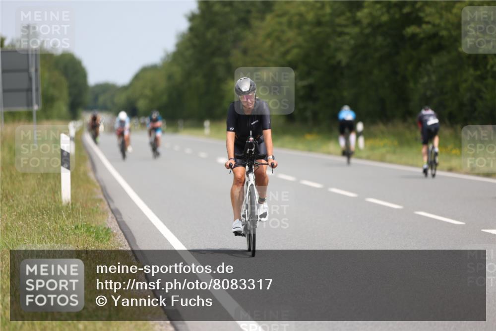 22.06.2025 - Viking Triathlon Yannick Fuchs http://msf.ph/oto/8083317 22.06.2025 12:29:22 Radfahren 57, 195, 245, 406, 437 meine-sportfotos.de