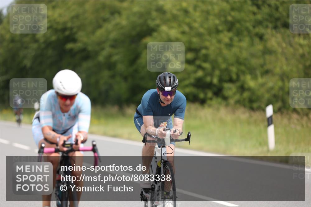22.06.2025 - Viking Triathlon Yannick Fuchs http://msf.ph/oto/8083338 22.06.2025 12:29:32 Radfahren 57, 84, 85, 133, 185, 213, 406, 514, 632 meine-sportfotos.de