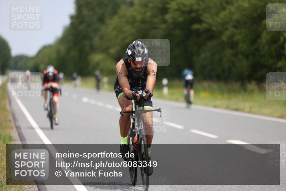 22.06.2025 - Viking Triathlon Yannick Fuchs http://msf.ph/oto/8083349 22.06.2025 12:29:35 Radfahren 84, 85, 133, 185, 200, 213, 406, 514, 632 meine-sportfotos.de