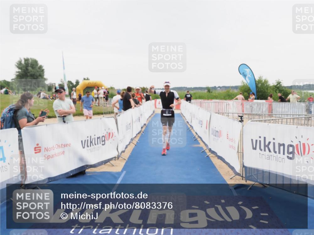 22.06.2025 - Viking Triathlon MichiJ http://msf.ph/oto/8083376 22.06.2025 16:10:00 Ziel 97 meine-sportfotos.de