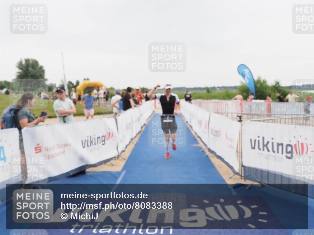 22.06.2025 - Viking Triathlon MichiJ http://msf.ph/oto/8083388 22.06.2025 16:10:00 Ziel 97 meine-sportfotos.de