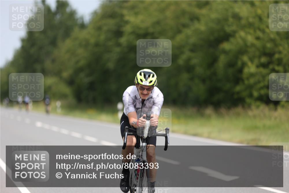 22.06.2025 - Viking Triathlon Yannick Fuchs http://msf.ph/oto/8083393 22.06.2025 12:30:09 Radfahren 39, 273 meine-sportfotos.de