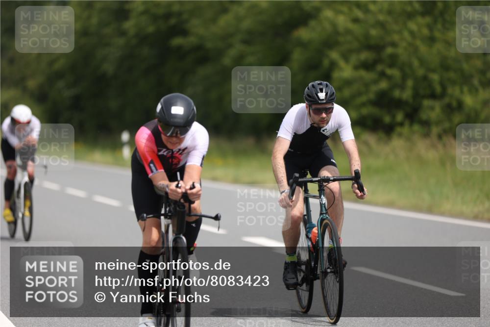 22.06.2025 - Viking Triathlon Yannick Fuchs http://msf.ph/oto/8083423 22.06.2025 12:30:20 Radfahren 39, 99, 162, 276, 341, 378, 533 meine-sportfotos.de
