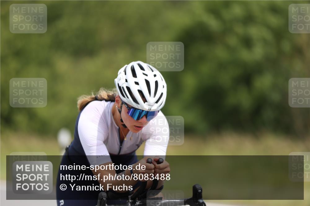 22.06.2025 - Viking Triathlon Yannick Fuchs http://msf.ph/oto/8083488 22.06.2025 12:30:32 Radfahren 18, 51, 295, 389, 529 meine-sportfotos.de