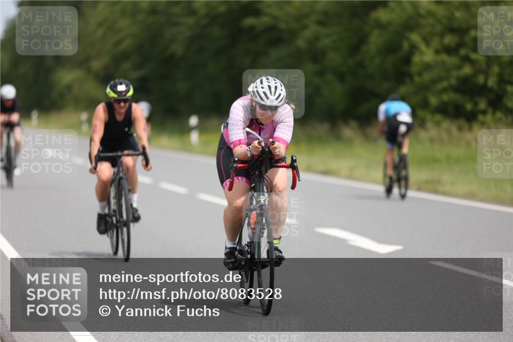 22.06.2025 - Viking Triathlon Yannick Fuchs http://msf.ph/oto/8083528 22.06.2025 12:30:44 Radfahren 16, 51, 169, 235, 248, 389, 503, 529 meine-sportfotos.de