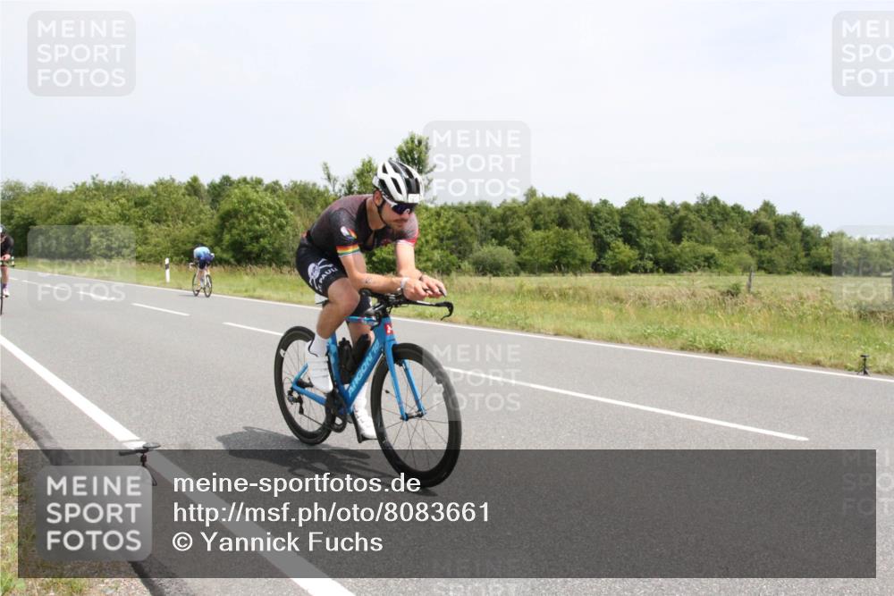22.06.2025 - Viking Triathlon Yannick Fuchs http://msf.ph/oto/8083661 22.06.2025 12:58:57 Radfahren 26, 61, 234, 375 meine-sportfotos.de