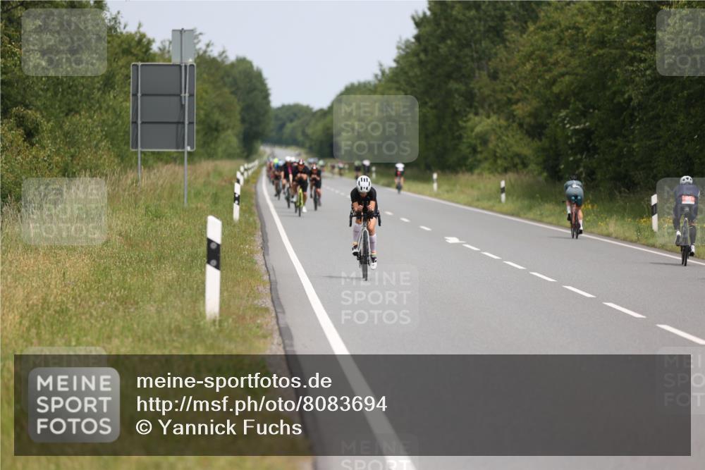 22.06.2025 - Viking Triathlon Yannick Fuchs http://msf.ph/oto/8083694 22.06.2025 12:31:31 Radfahren 60, 266, 332, 495, 540 meine-sportfotos.de