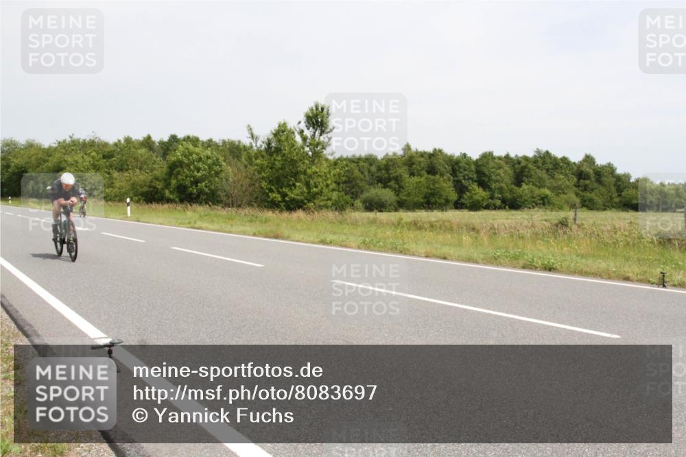 22.06.2025 - Viking Triathlon Yannick Fuchs http://msf.ph/oto/8083697 22.06.2025 12:59:08 Radfahren 93, 453, 475 meine-sportfotos.de