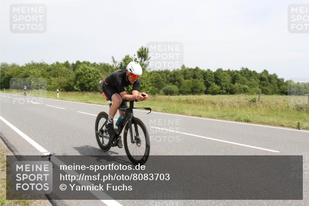 22.06.2025 - Viking Triathlon Yannick Fuchs http://msf.ph/oto/8083703 22.06.2025 12:59:09 Radfahren 93, 453, 475 meine-sportfotos.de