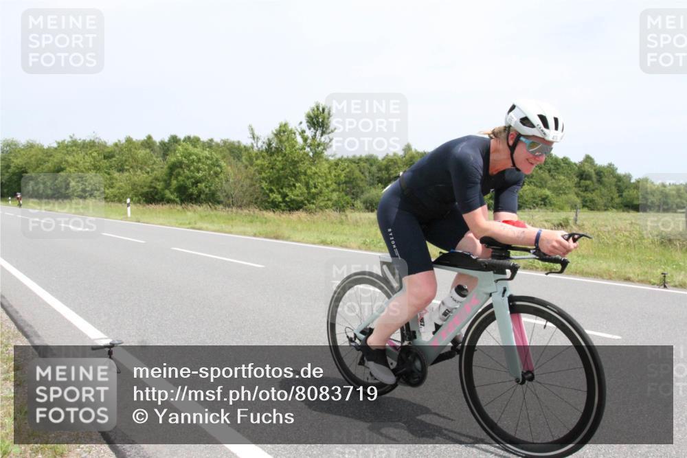 22.06.2025 - Viking Triathlon Yannick Fuchs http://msf.ph/oto/8083719 22.06.2025 12:59:11 Radfahren 93, 453, 475 meine-sportfotos.de