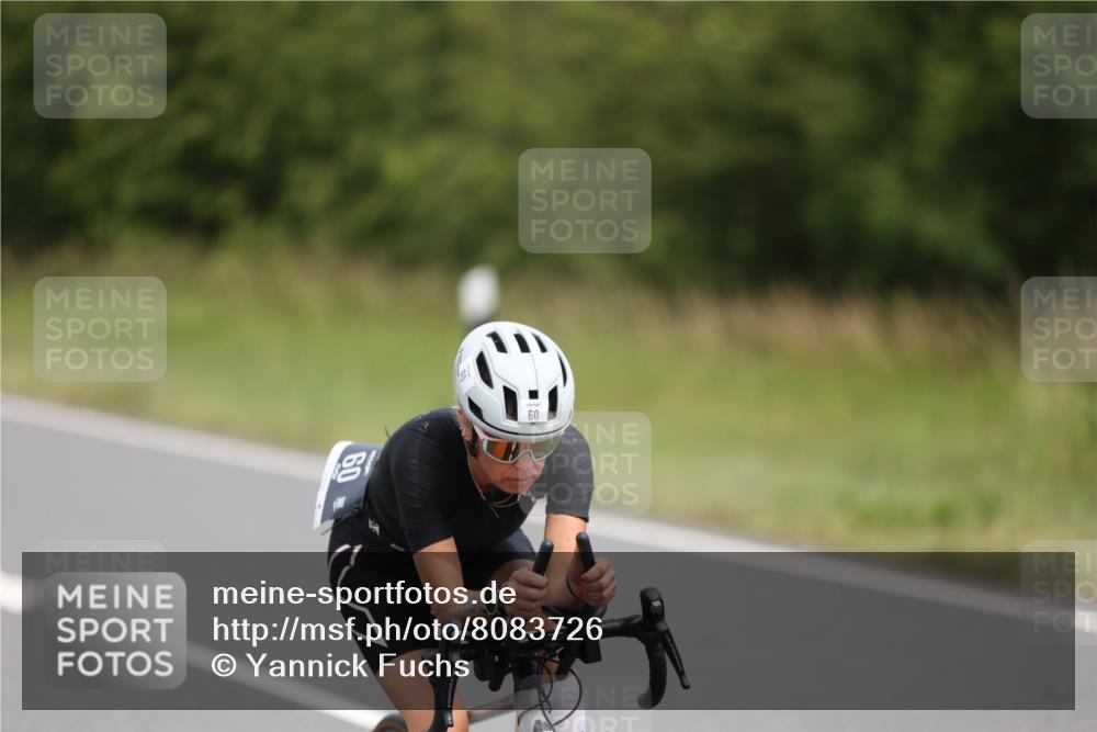 22.06.2025 - Viking Triathlon Yannick Fuchs http://msf.ph/oto/8083726 22.06.2025 12:31:37 Radfahren 37, 60, 114, 204, 266, 364, 412, 495, 500, 525, 540 meine-sportfotos.de
