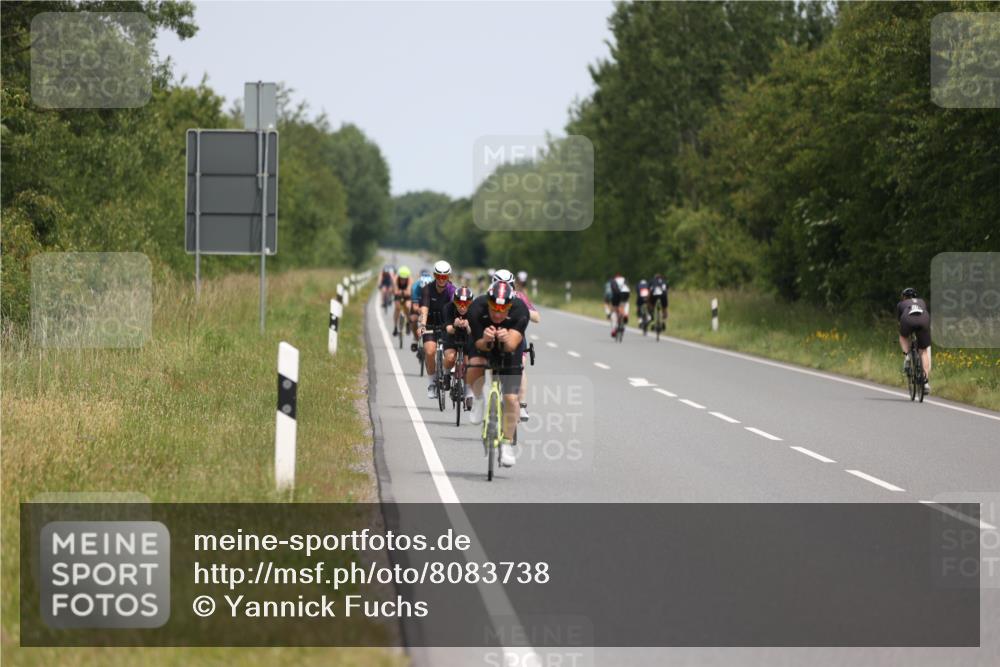 22.06.2025 - Viking Triathlon Yannick Fuchs http://msf.ph/oto/8083738 22.06.2025 12:31:39 Radfahren 37, 60, 114, 204, 266, 333, 364, 412, 495, 500, 525, 540 meine-sportfotos.de