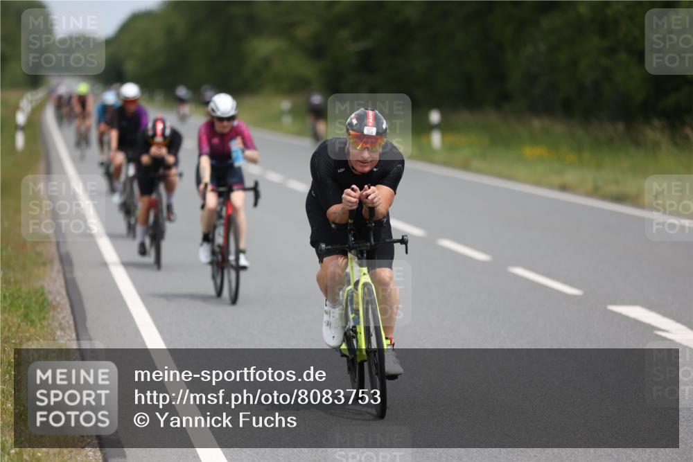 22.06.2025 - Viking Triathlon Yannick Fuchs http://msf.ph/oto/8083753 22.06.2025 12:31:41 Radfahren 37, 60, 114, 204, 266, 333, 364, 412, 423, 495, 500, 525, 540 meine-sportfotos.de