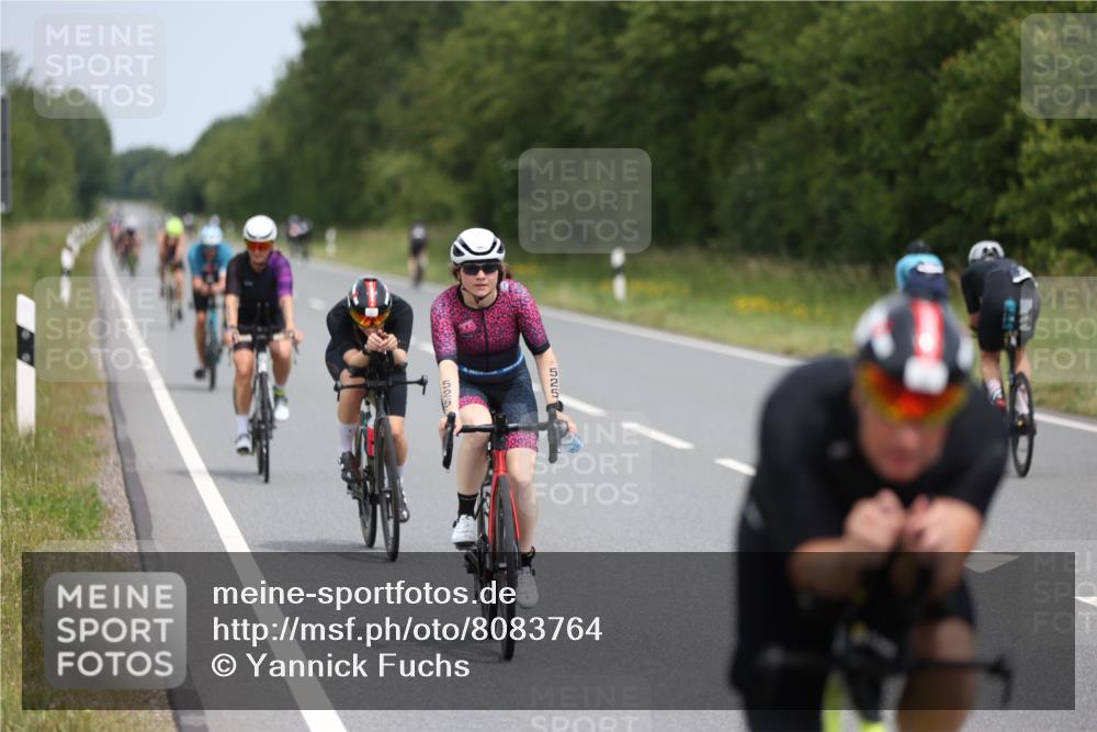 22.06.2025 - Viking Triathlon Yannick Fuchs http://msf.ph/oto/8083764 22.06.2025 12:31:43 Radfahren 37, 107, 114, 204, 266, 314, 333, 364, 412, 423, 500, 525, 540 meine-sportfotos.de
