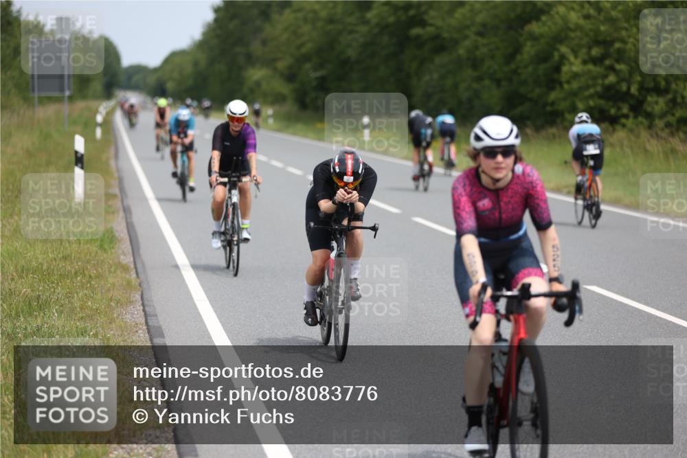 22.06.2025 - Viking Triathlon Yannick Fuchs http://msf.ph/oto/8083776 22.06.2025 12:31:44 Radfahren 37, 107, 114, 204, 314, 333, 364, 412, 423, 500, 525, 540 meine-sportfotos.de