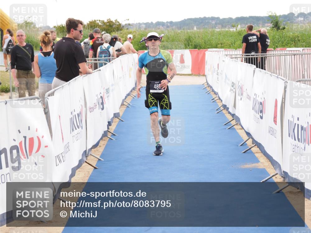 22.06.2025 - Viking Triathlon MichiJ http://msf.ph/oto/8083795 22.06.2025 16:17:42 Ziel 489 meine-sportfotos.de