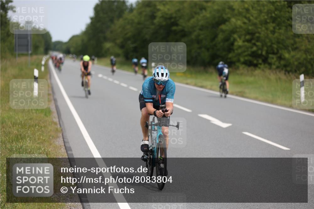 22.06.2025 - Viking Triathlon Yannick Fuchs http://msf.ph/oto/8083804 22.06.2025 12:31:47 Radfahren 37, 107, 204, 314, 333, 364, 412, 423, 500, 525, 543 meine-sportfotos.de