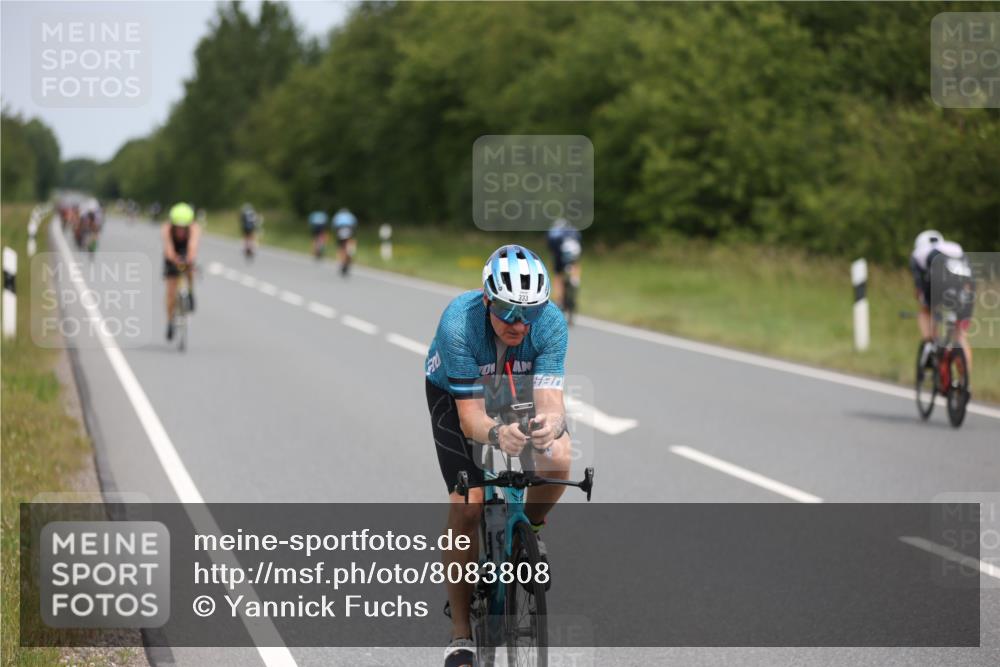 22.06.2025 - Viking Triathlon Yannick Fuchs http://msf.ph/oto/8083808 22.06.2025 12:31:47 Radfahren 37, 107, 204, 314, 333, 364, 412, 423, 500, 525, 543 meine-sportfotos.de
