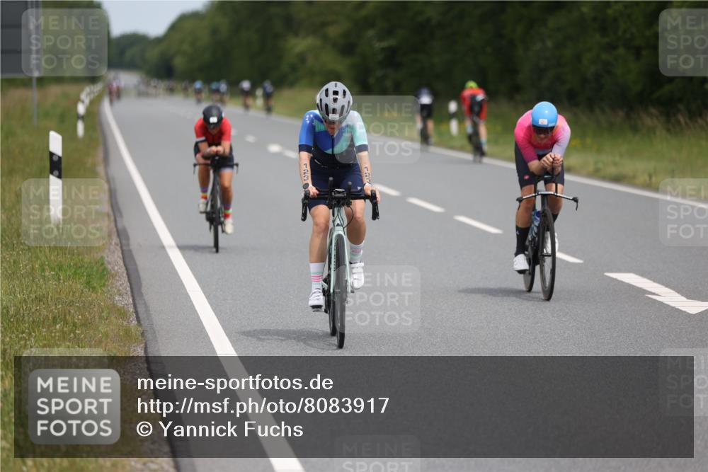 22.06.2025 - Viking Triathlon Yannick Fuchs http://msf.ph/oto/8083917 22.06.2025 12:32:01 Radfahren 123, 155, 188, 197, 362, 543, 547, 662 meine-sportfotos.de