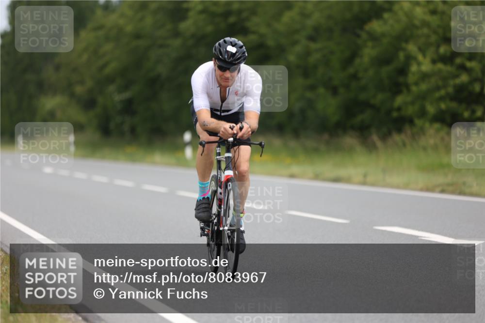 22.06.2025 - Viking Triathlon Yannick Fuchs http://msf.ph/oto/8083967 22.06.2025 12:32:29 Radfahren 202, 205, 308, 310, 618 meine-sportfotos.de
