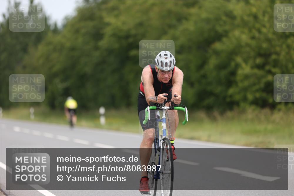 22.06.2025 - Viking Triathlon Yannick Fuchs http://msf.ph/oto/8083987 22.06.2025 12:32:38 Radfahren 308 meine-sportfotos.de