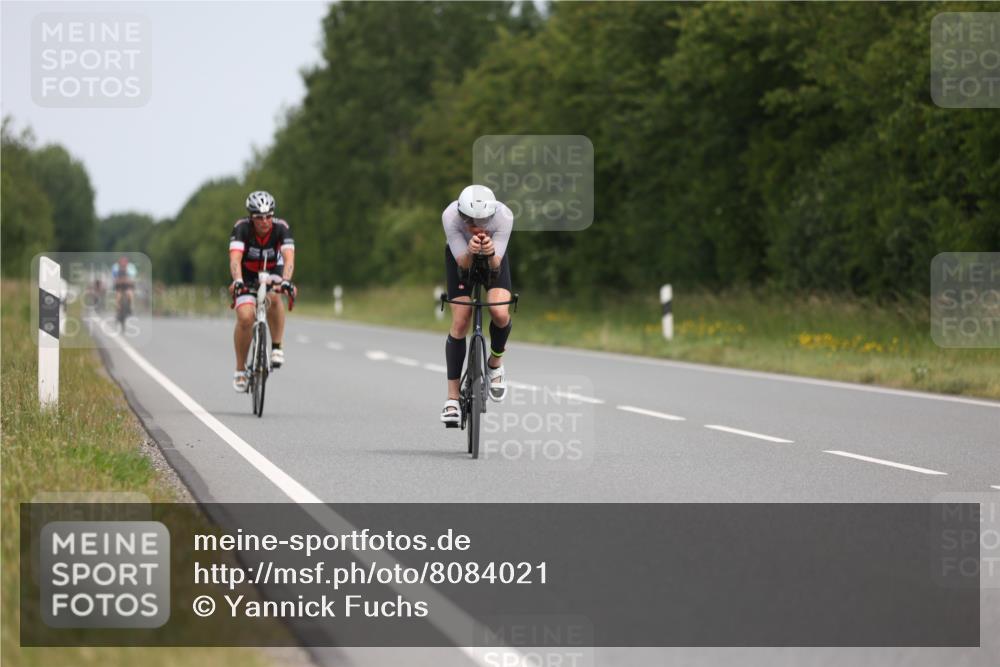 22.06.2025 - Viking Triathlon Yannick Fuchs http://msf.ph/oto/8084021 22.06.2025 12:32:51 Radfahren 189, 315, 381, 658 meine-sportfotos.de